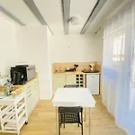 Cosy, Renove, Ecrin De Calme & Confort